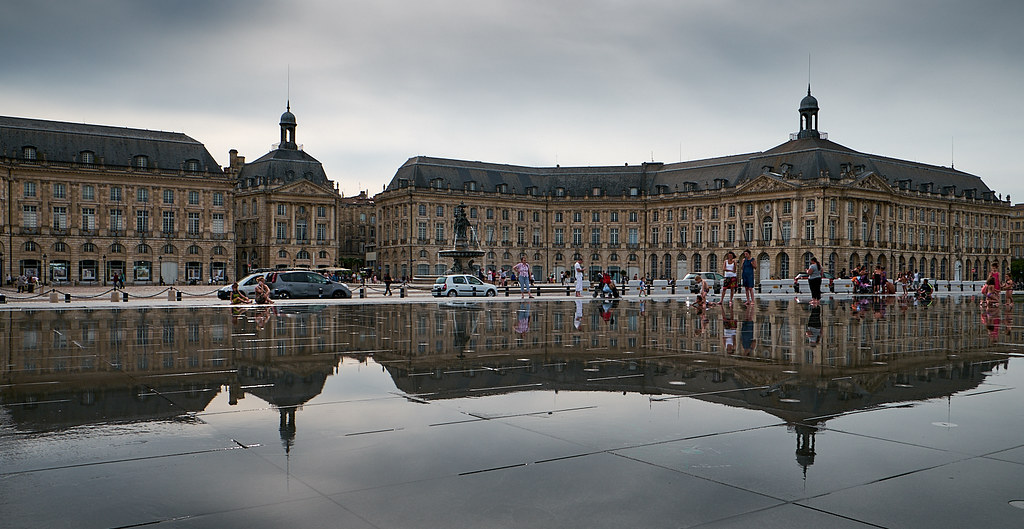 Caen to Bordeaux, Place de la Bourse Miroir d'Eau