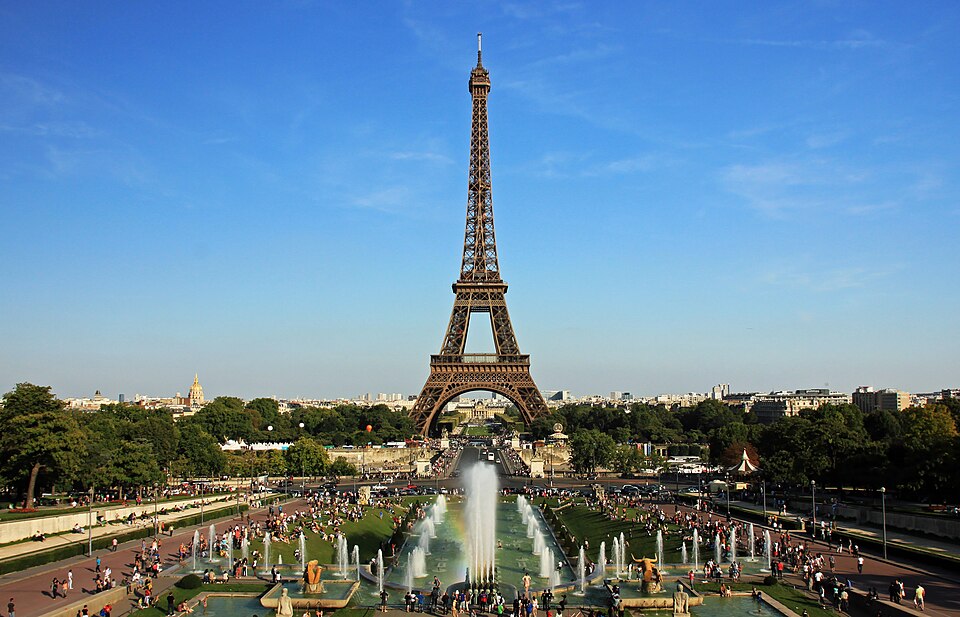 Portsmouth to Paris. Image of the Eiffel tower