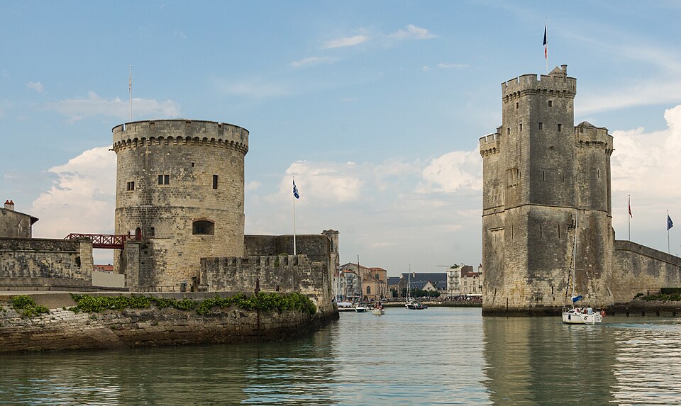 Caen to La Rochelle, Old Harbour Walls