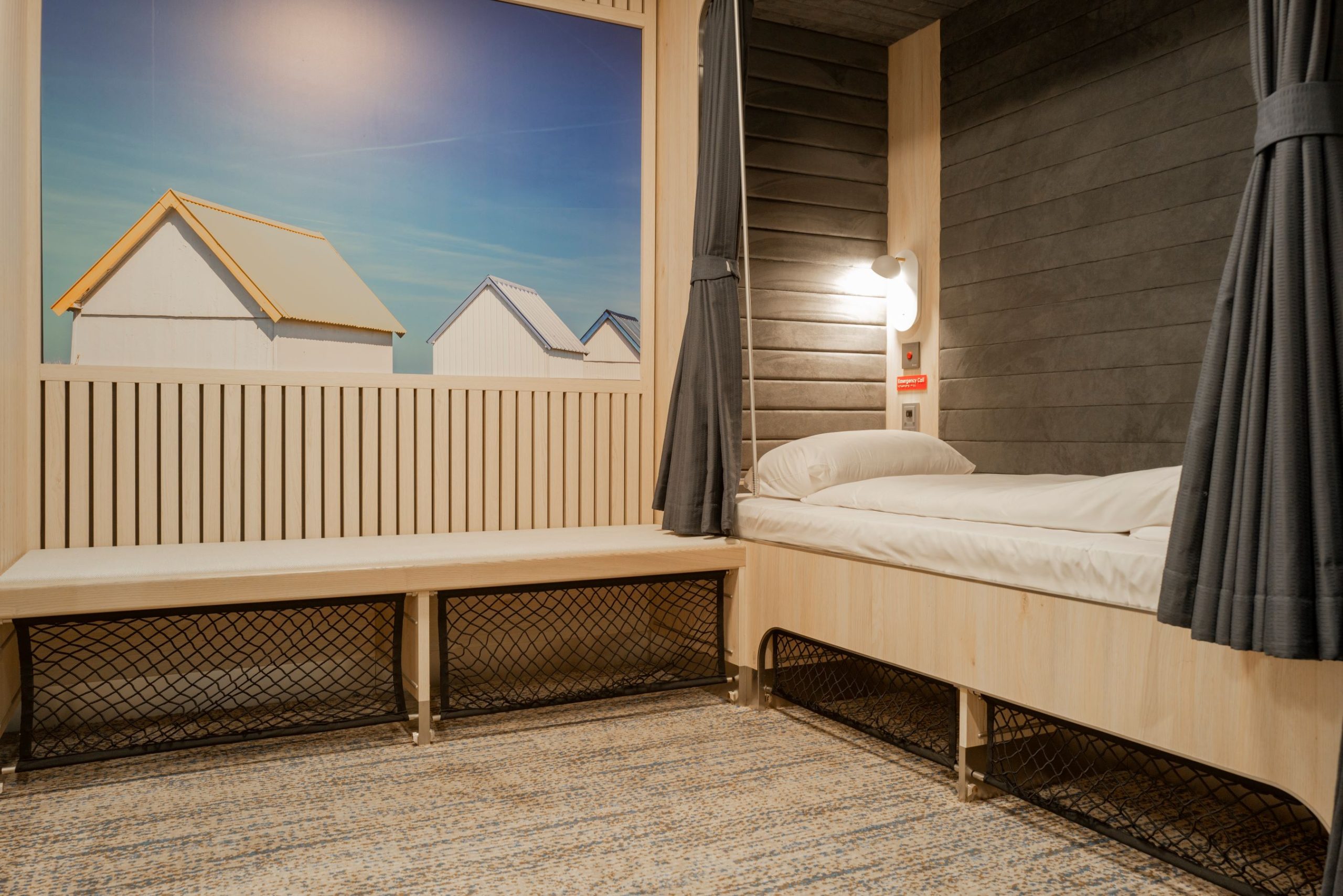 Wheelchair-accessible Couchette Plus space on the Guillaume de Normandie